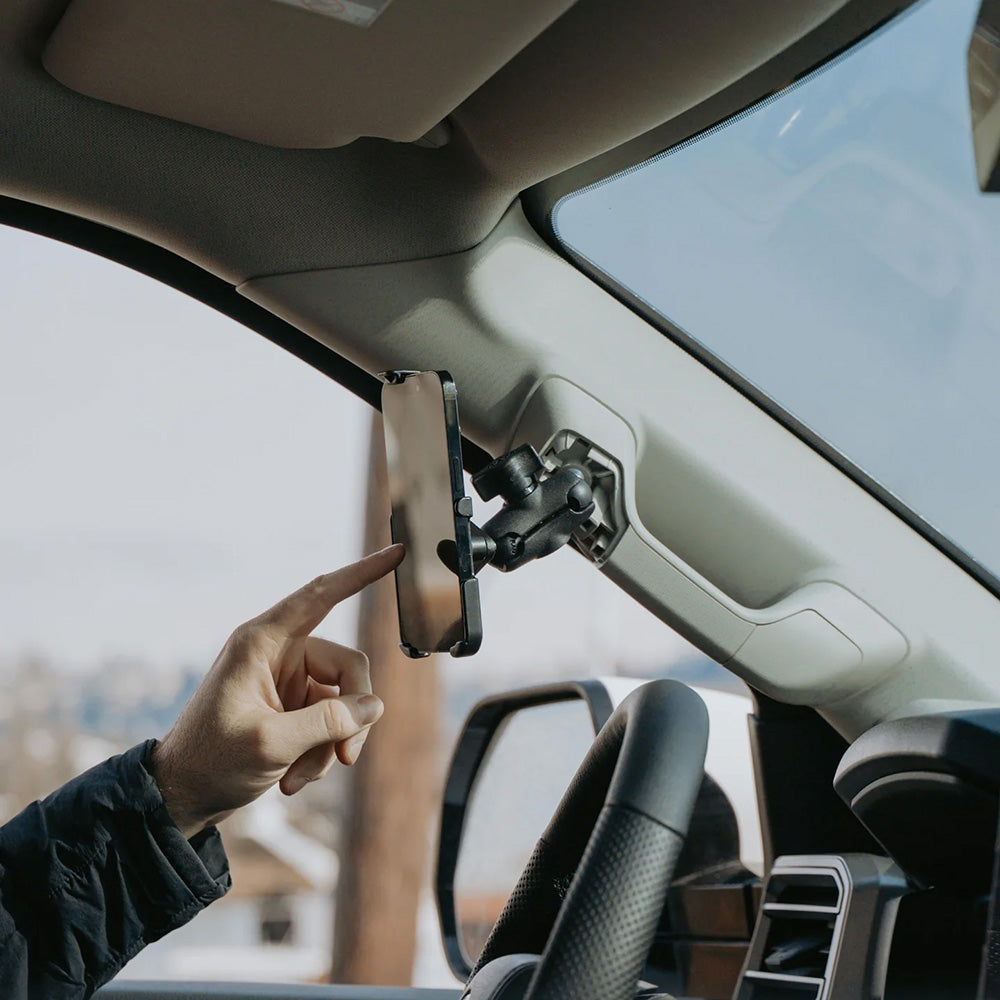 RAM Mount FormFit Holder fApple iPhone 13 13 Pro 14  14 Pro RAMHOLAP38U